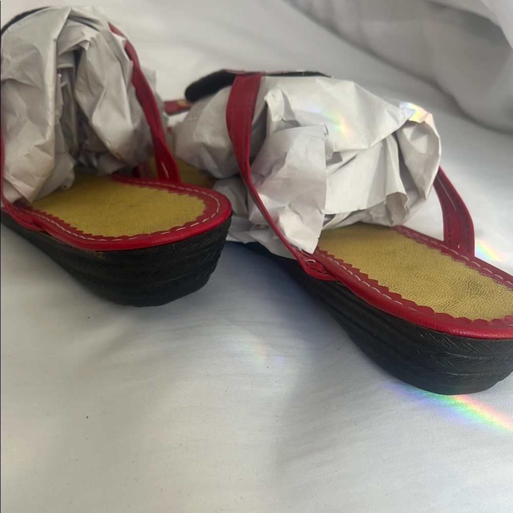 Red Sandals - Picture 4 of 8